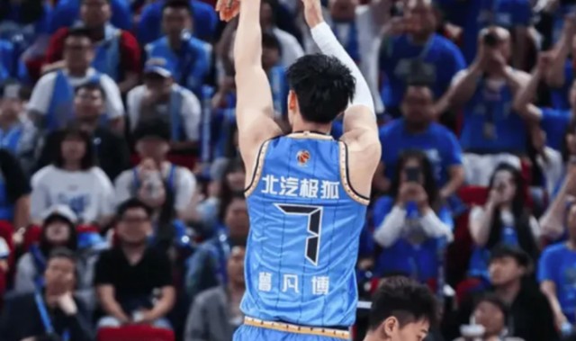 北京收官战强势输出！全民皆兵统治攻守，新外+2将复出发挥不错|吉林|曾凡博|丘天|篮板|比赛_新浪体育_新浪新闻
